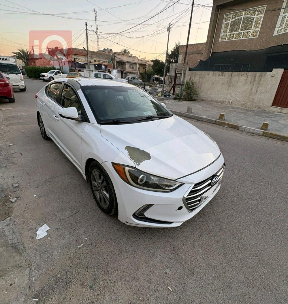هيونداي النترا